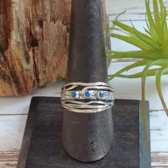 Artisan Fire Opal Ring - Picture 5 of 5